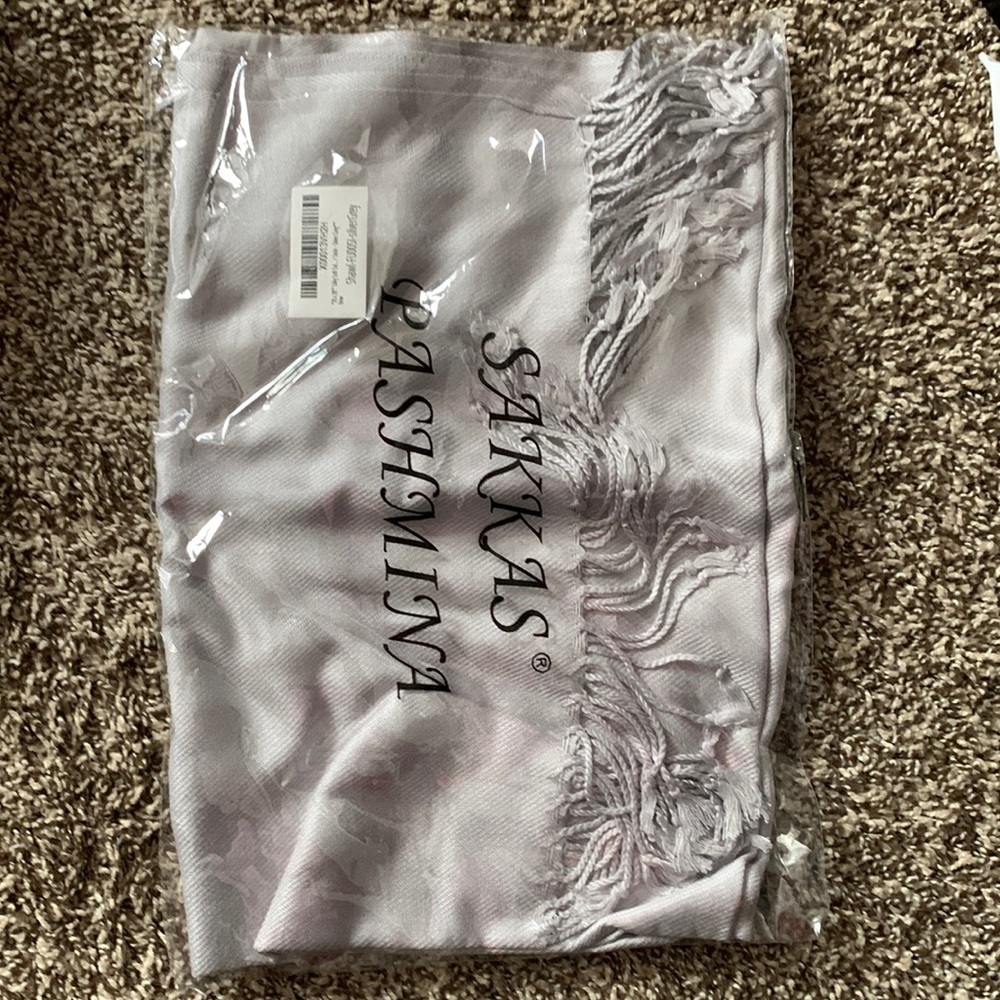 Silver gray shawl never used